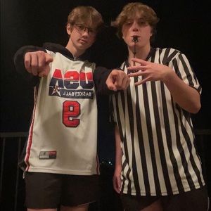 Meet your Posher, Carson